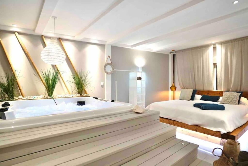 Luxuryvilla With Private Heated Pool And Spa 7P Quarteira Extérieur photo