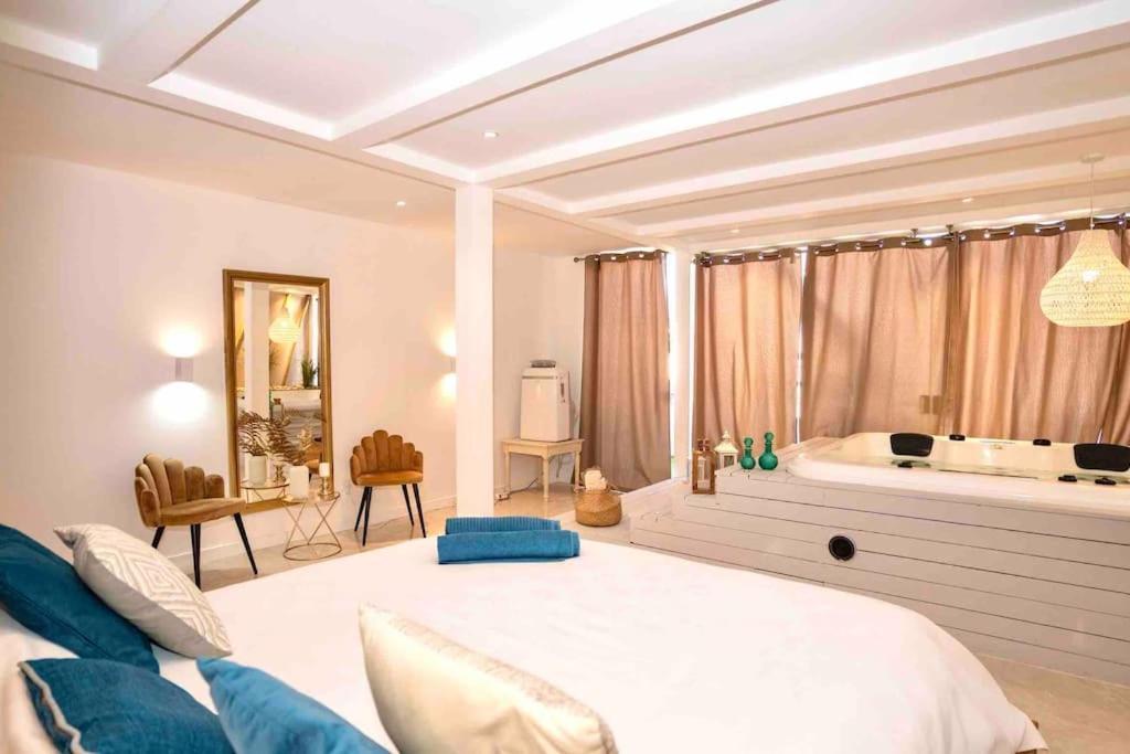 Luxuryvilla With Private Heated Pool And Spa 7P Quarteira Extérieur photo