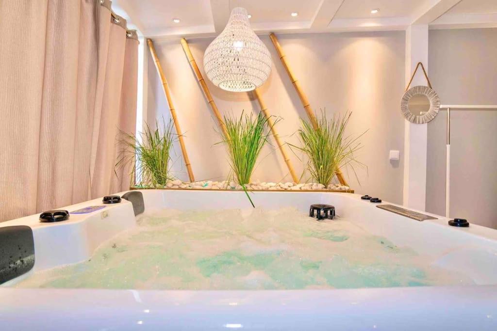 Luxuryvilla With Private Heated Pool And Spa 7P Quarteira Extérieur photo